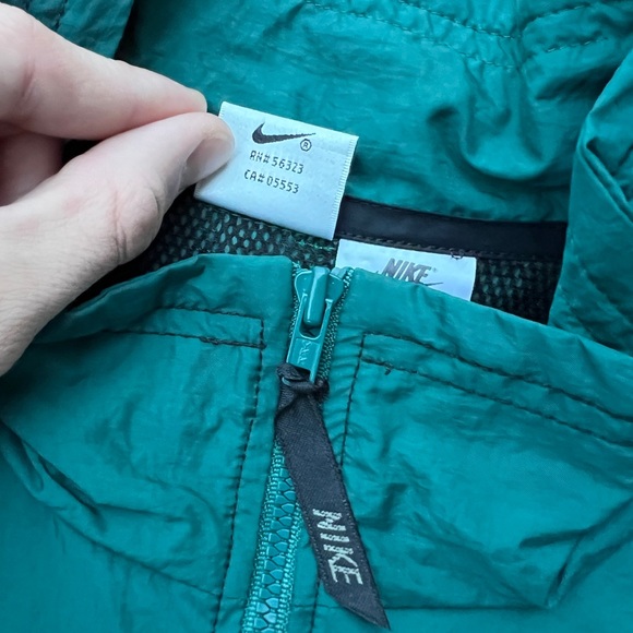Vintage Nike Zip Up Lightweight Jacket - Picture 4 of 5